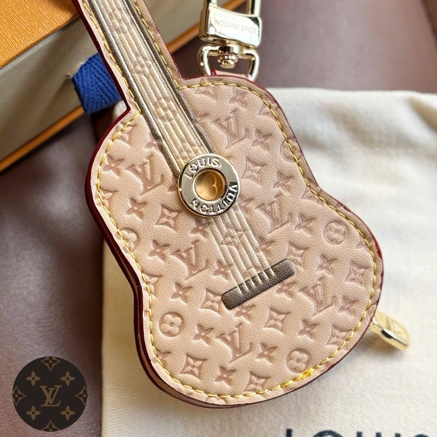Guitar Pouch