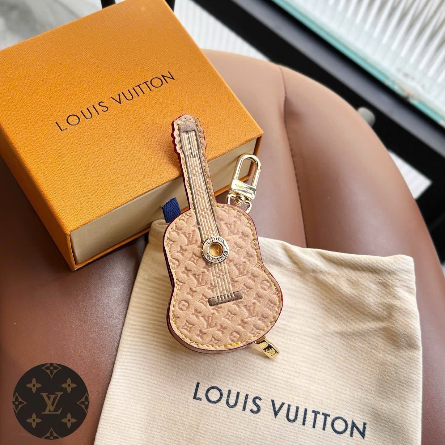 Guitar Pouch
