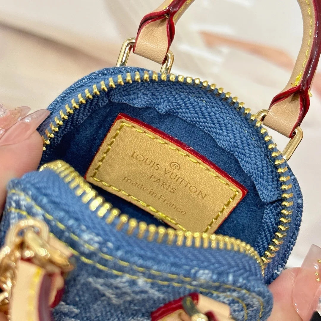 Micro Alma Vernis Bag Charm