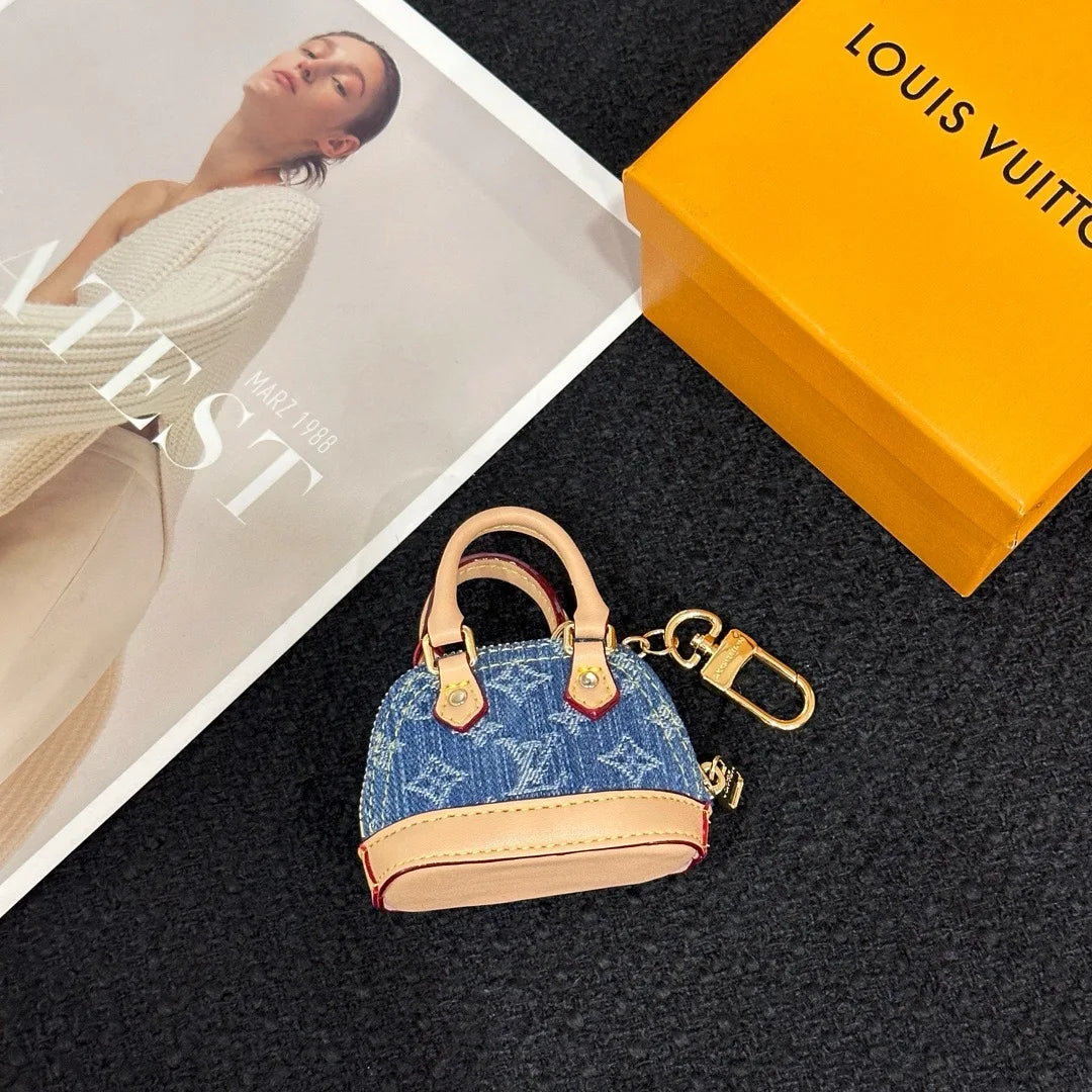 Micro Alma Vernis Bag Charm