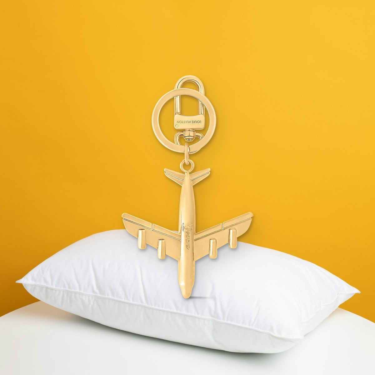 Plane Key Holder and Bag Charm - In-Hand Scale View | Eluxsic Luxury Charm