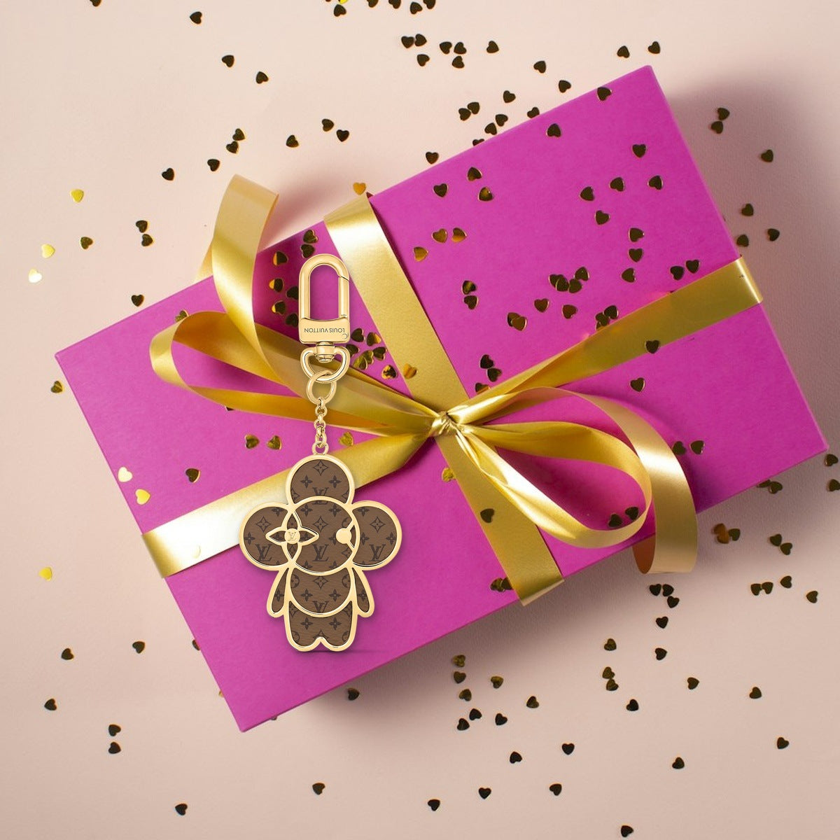 Vivienne Xmas Bag Charm - Luxury Unboxing & Packaging | Eluxsic Luxury Charm