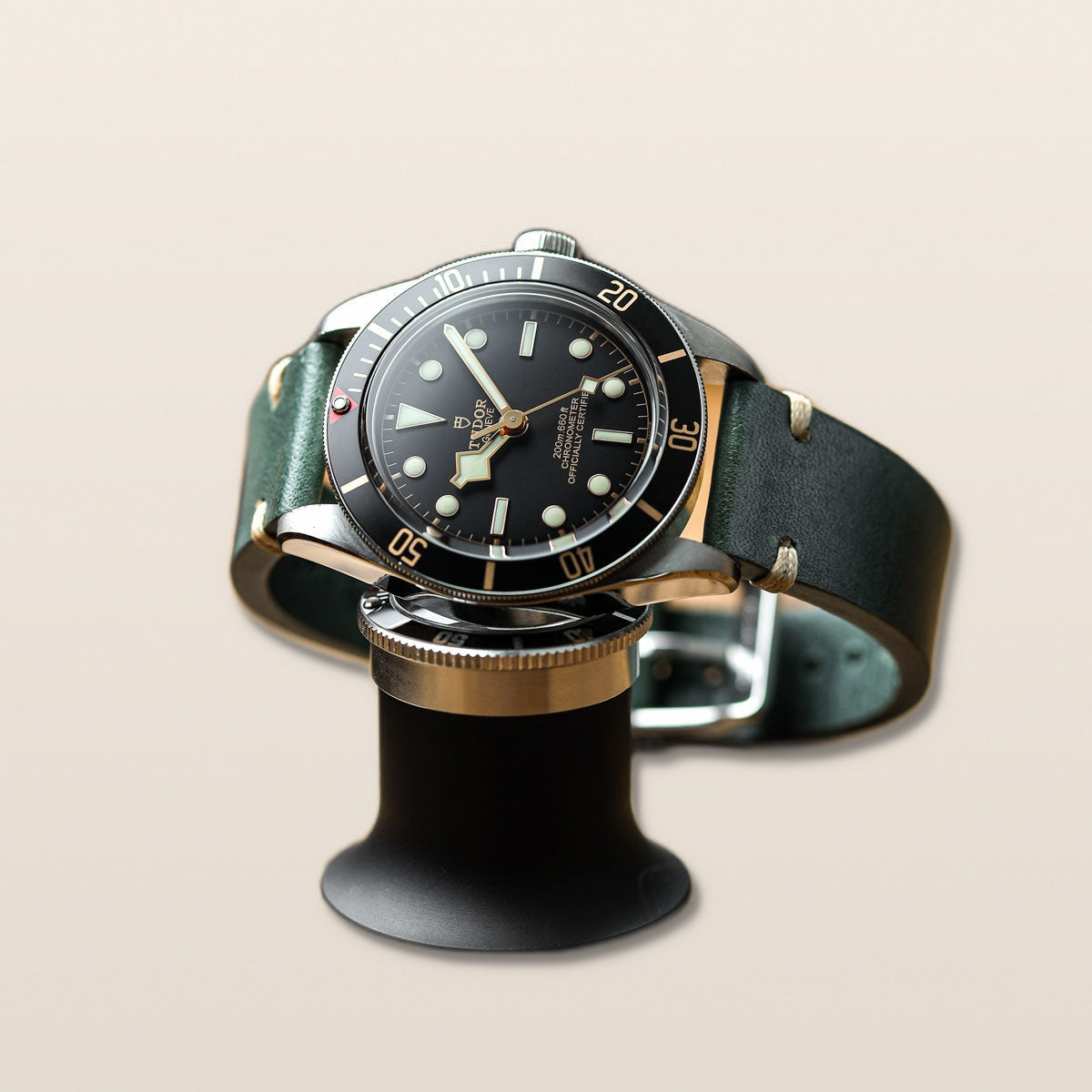 Simple Handmade Italian Leather Watch Strap - Reef - Detail View